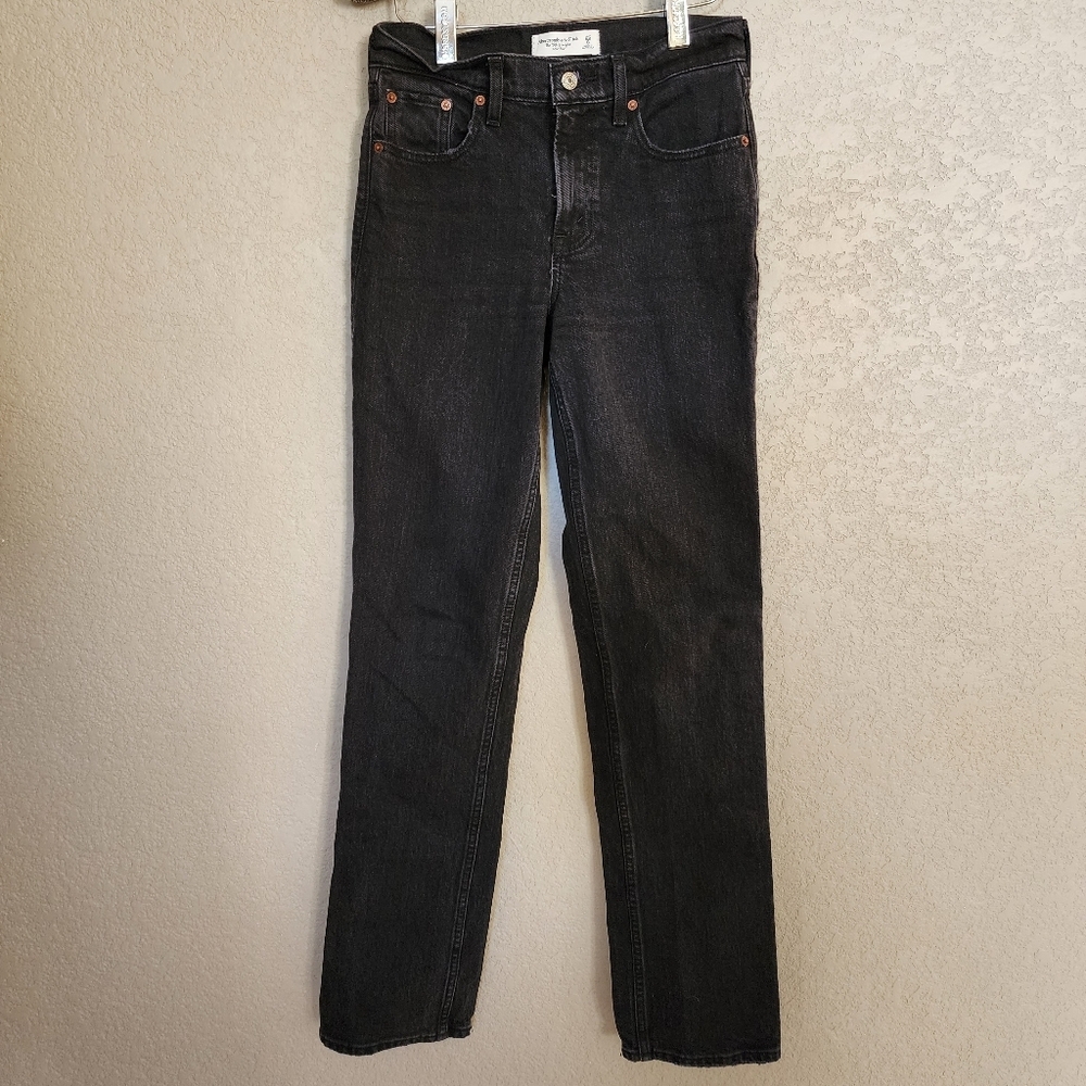 Abercombie & Fitch The 90s Straight Mid Rise Size 25/0Long
